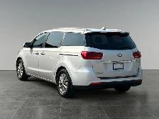 2019 Kia Sedona LX - Photo 4