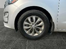 2019 Kia Sedona LX - Photo 11