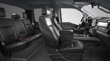 2026 Ford Super Duty F-450 DRW LARIAT 678A: TWIN PANEL MOONROOF - Photo 8