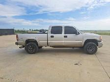 2005 GMC Sierra 2500HD - Photo 6