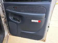 2005 GMC Sierra 2500HD - Photo 24