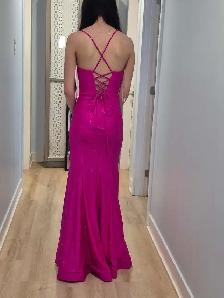 Couturière d'expérience - Photo 3