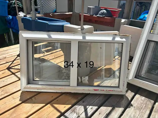 Vinyl Window 34 1/2'x19'x3 1/2