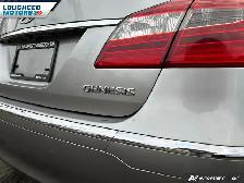 2012 Hyundai Genesis Premium Sedan - Photo 9