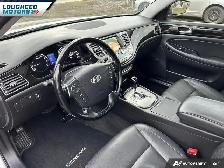 2012 Hyundai Genesis Premium Sedan - Photo 10