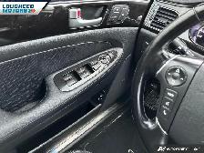 2012 Hyundai Genesis Premium Sedan - Photo 13