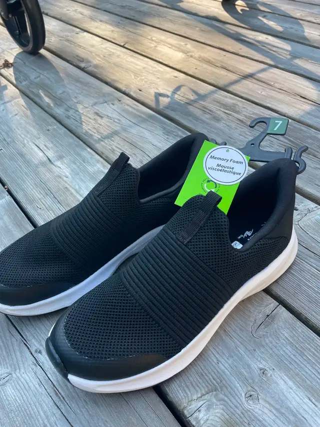 Light women runner shoes #7