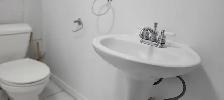 Room for Rent in Central Peterborough All Inclusive - Photo 10