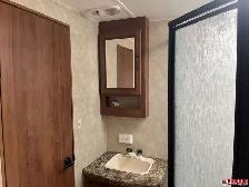 2013 GULFSTREAM KINGSPORT 32TBHT Travel Trailer - Photo 24