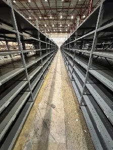 Used industrial metal shelving. Metalware brand. Made in Canada - Photo 3