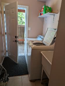 FOR RENT – Beautiful 3-Bedroom, 2.5-Bathroom Home - Photo 6