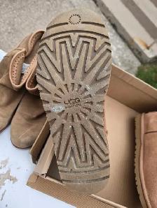 ladies size 6.5 UGG footwear - Photo 2