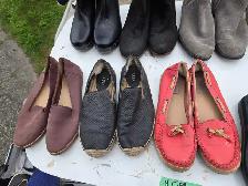 ladies size 6.5 UGG footwear - Photo 6