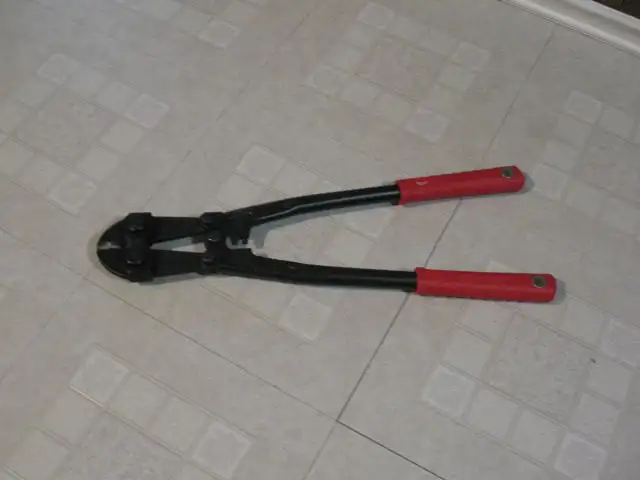 Milwaukee 18 Inch Bolt Cutter, LIKE NEW