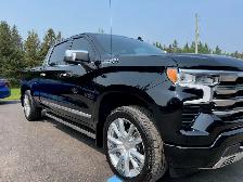 2025 Chevrolet Silverado 1500 High Country 6.2L V8 – Mint – 12,0 - Photo 3