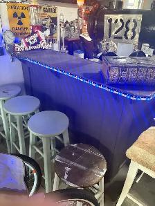 Garage Bar - Photo 2