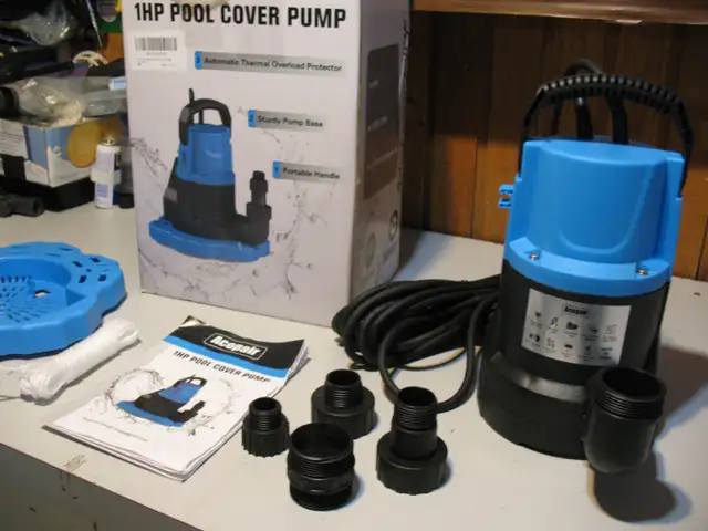 1 HP Pool Cover Pump, BRAND NEW