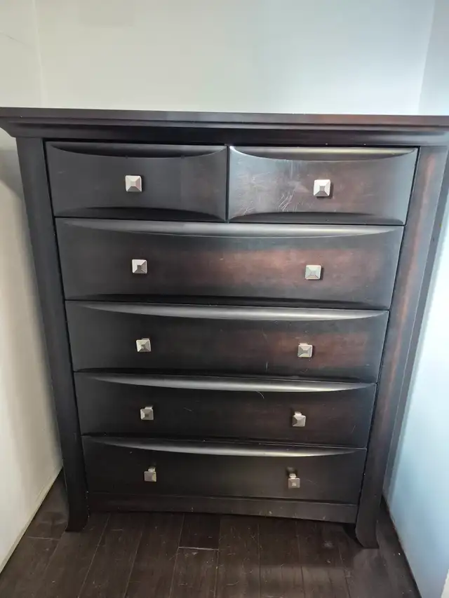 Solid wood dresser