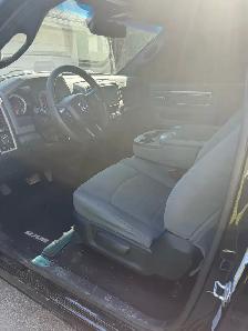 2015 RAM 1500 LOWERED REGULAR CAB SHORTBOX RARE 2 WHEEL DRIVE! - Photo 10