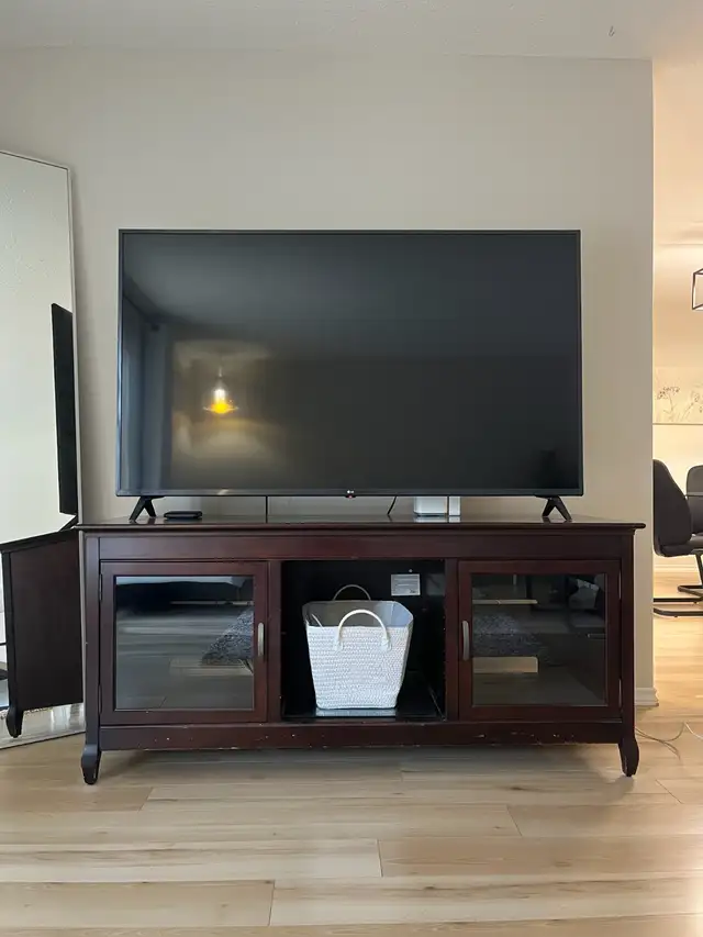Solid wood TV stand