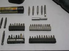Black and Decker 60 Piece Cordless Screwdriver Set - Photo 4