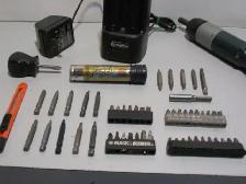 Black and Decker 60 Piece Cordless Screwdriver Set - Photo 9