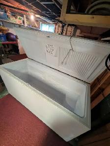 Large Deep Freezer - Photo 3