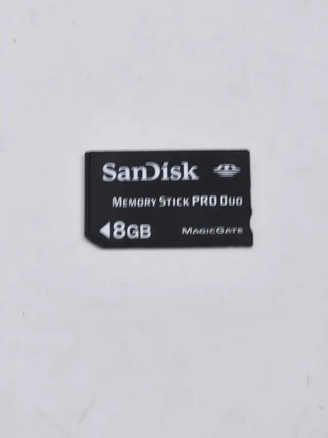 Sony PSP 8GB Memory Stick Pro Duo