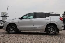 2018 GMC Terrain - Photo 2
