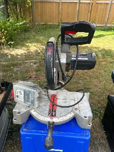 today, garage sale - Photo 4