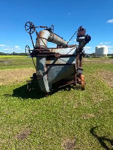 Threshing harvester machine - Photo 3