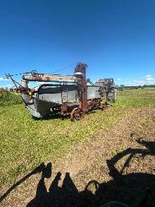 Threshing harvester machine - Photo 4