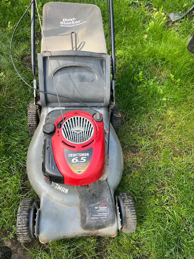 Tondeuse automotrice Craftsman 175$