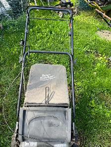 Tondeuse automotrice Craftsman 175$ - Photo 6