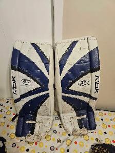 goalie equipment - Photo 2