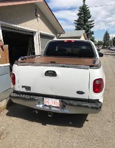 2002 Ford F150 XLT Truck - Photo 4