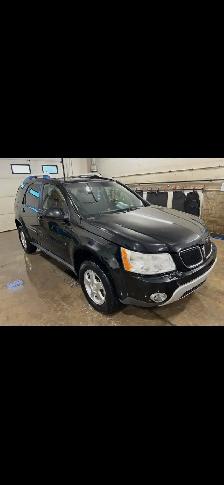 2007 Pontiac Torrent All Wheel Drive. Great shape