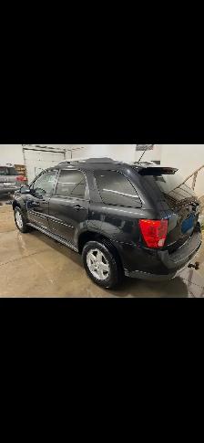 2007 Pontiac Torrent All Wheel Drive. Great shape - Photo 2