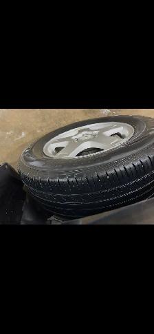 2007 Pontiac Torrent All Wheel Drive. Great shape - Photo 10