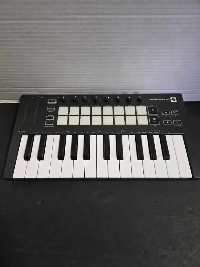 Novation Launchkey Mini MK3