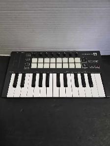 Novation Launchkey Mini MK3