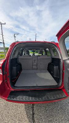 RAV4 2011 AWD — 145 000 km — Carfax propre - Photo 6