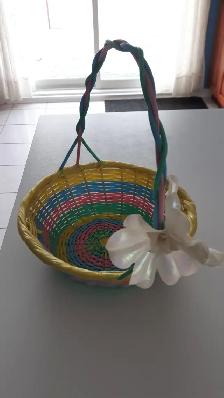 BEAUPANIER NEUF JAUNE BLEU ROSE VERT À 2 FLEURS BRILLANTES$10.00