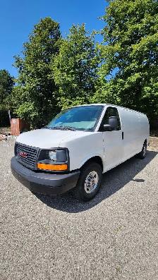 2010 GMC Savana EXTENDED - Photo 6