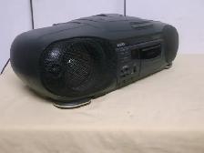 Sanyo MCD-Z14K CD Cassette AM/FM AC/DC Portable Music Player