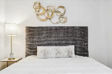 FURNISHED APARTMENT IN PORT CREDIT - Photo 13