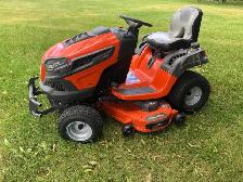 riding mower - Photo 2