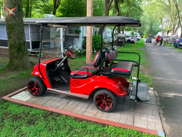 Kart de golf à vendre, de marque EZGO