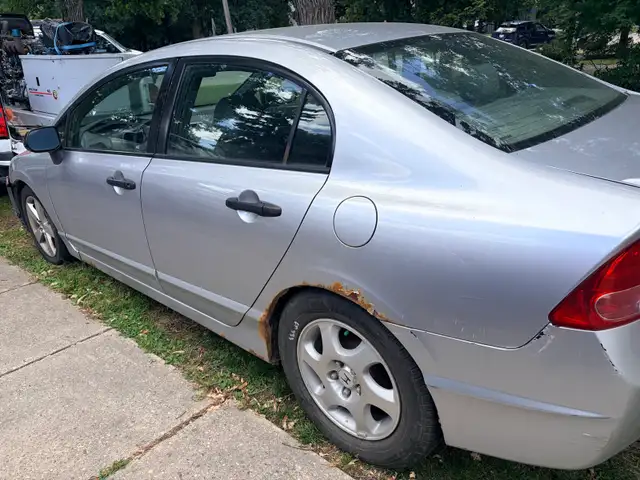 AS IS- WHERE IS - NO SAFETY 2008 Honda Civic 4 DOOR AUTOMATIC 36