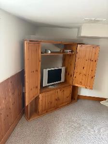 TV cabinet $75 905-536-5087
